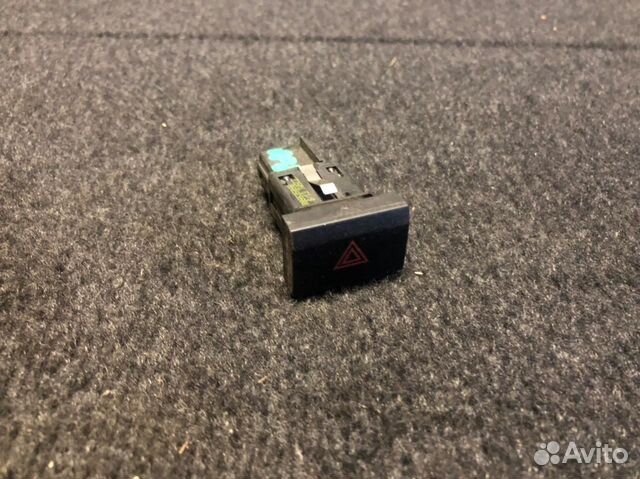 VolksWagen Polo Sedan Кнопка Аварийной Сигнализаци