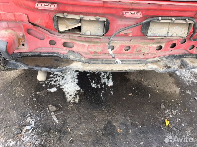 Усилитель заднего бампера Nissan Note