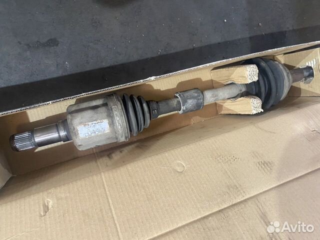 Передний левый привод chrysler town country