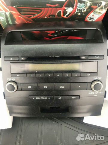 Штатная магнитола на Toyota LC 200