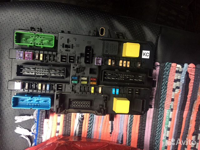 Блок предохранителей