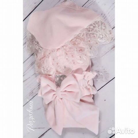 Комплект на выписку для девочки весна-лето