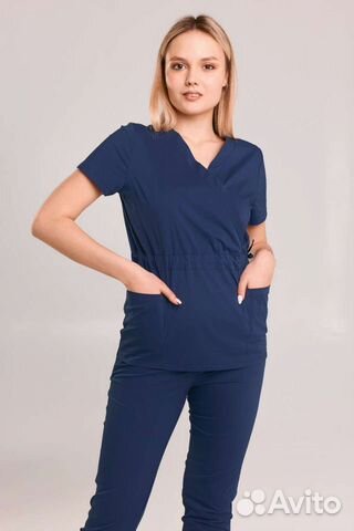 Медицинский костюм женский 42 размер