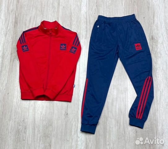 Спортивный костюм Adidas