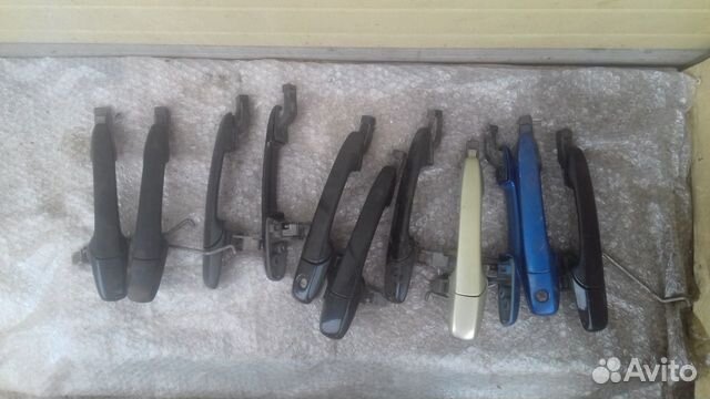 Мазда 3(2007) дверные ручки