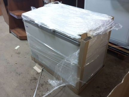 Морозильный ларь с глухой крышкой