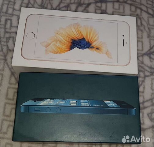 Коробка от iPhone 6s и 5