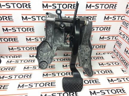 Педаль тормоза Volkswagen Touareg 7L BHK 2007