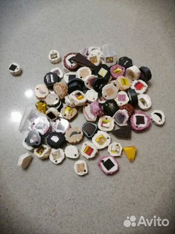 Брелок из искусственого камня