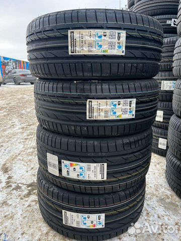 Bridgestone Potenza S001 225/40 R19 и 255/35 R19 92Y