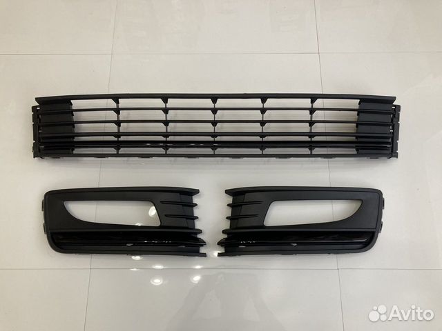 Решетка в бампер VW Polo (2015-2020)