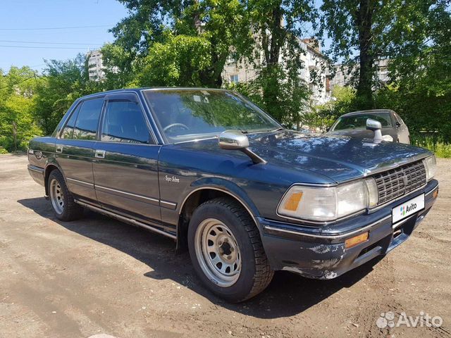 Toyota Crown 1990