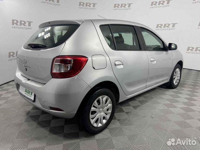 Renault Sandero 1.6 AMT, 2015, 82 557 км