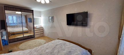 3-к. квартира, 93 м², 5/5 эт.