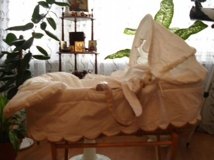 Переноска-колыбель для новорожденного с капюшоном