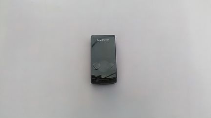 Телефон Sony Ericsson W980
