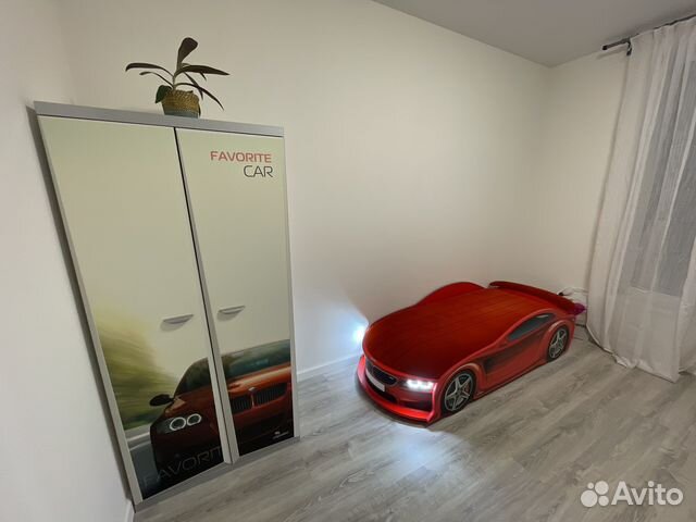 Кровать-машина и шкаф бмв