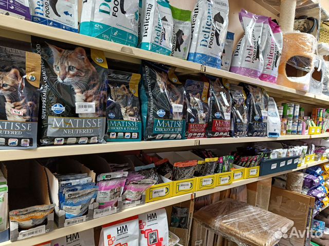 Корм для собак и кошек