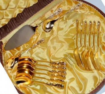 Чайный набор в золоте