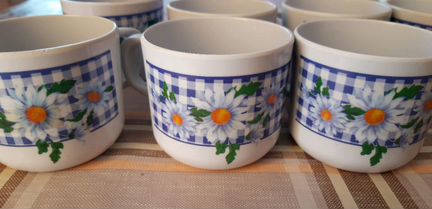 Кружки пластмассовые пластиковые