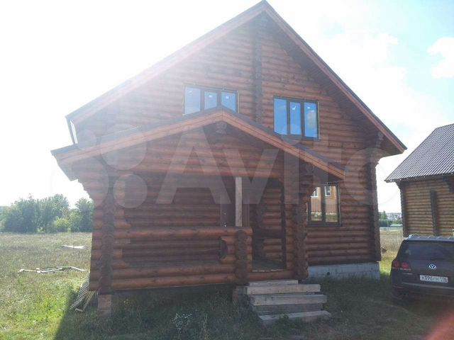 Коттедж 185 м² на участке 10 сот.