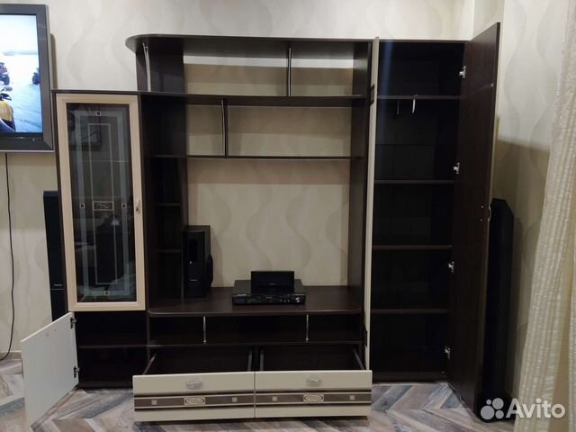 Стенка в гостиную фабрика DaVita б/у