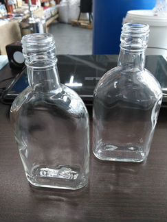 Стеклянная бутылка Фляга 0,25 л