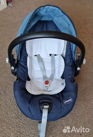 Детское автокресло с 0 Chicco