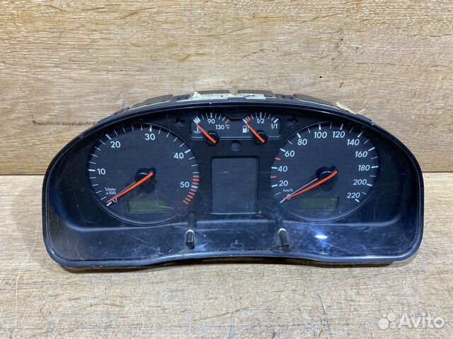 Панель приборов Volkswagen Passat B5 дизель 112285