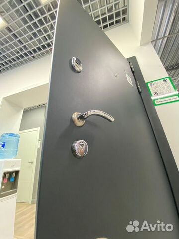Дверь входная металлическая новая разные размеры
