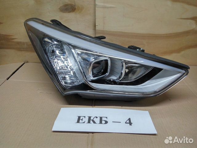 Передняя правая фара Hyundai Santa Fe 3