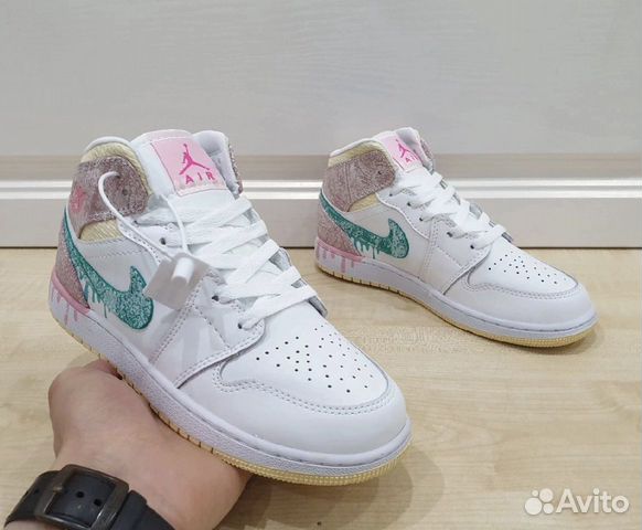 Nike Air Jordan 1 mid 36-40