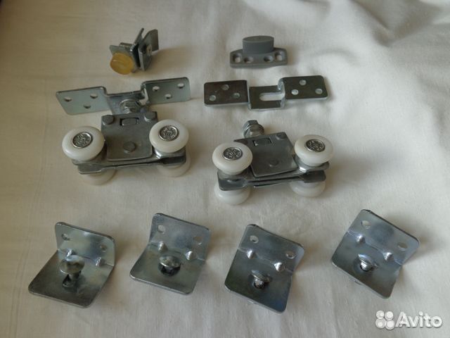 Ролики для раздвижных межкомнатных дверей, шкафов