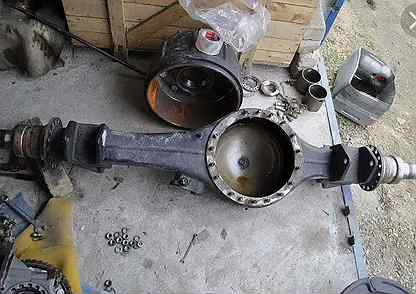 Чулок заднего моста камаз 6520. 5320-2501010 картер среднего моста. 65115-2401011 картер заднего моста. Чулок среднего моста камаз. Чулок среднего моста камаз.