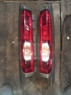 Фонарь задний рено трафик после 2006г