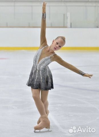 Костюм платье для фигурного катания