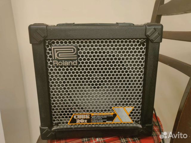 Комбо усилитель Roland Cube