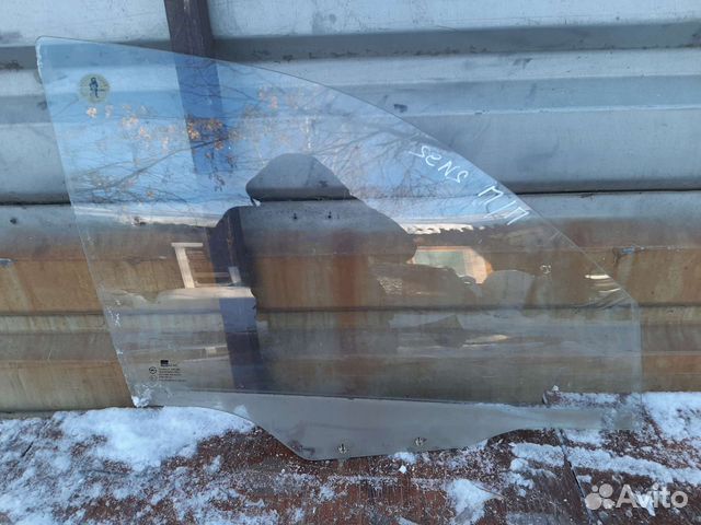 Стекло переднее правое заз Sens