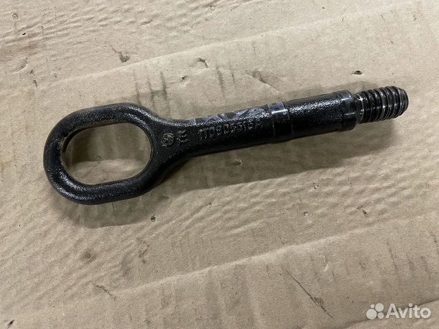 Рым болт буксировочный Фольцваген Тигуан