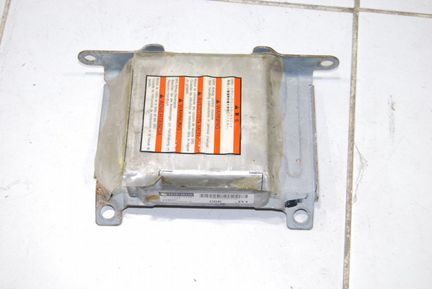 Блок SRS Subaru Outback BH 2.5 2000