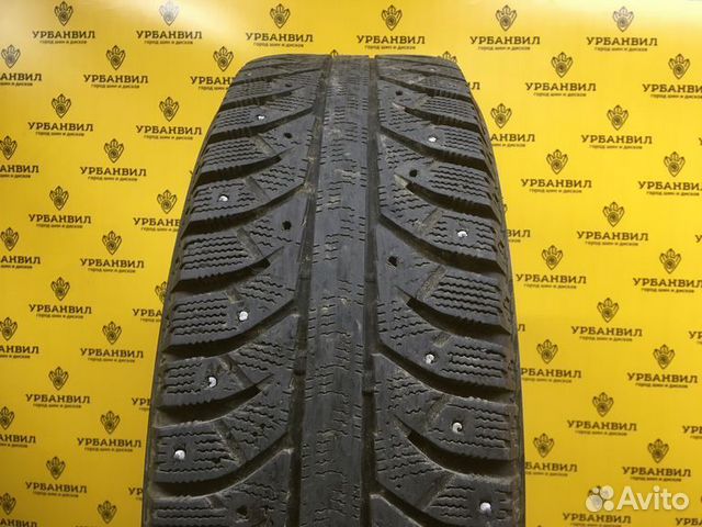 Bridgestone Ice Cruiser 7000 215/70 R16 100T