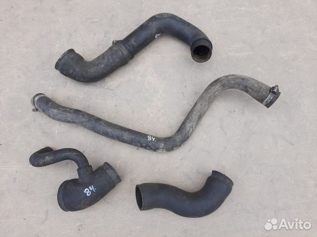 Патрубок охлаждения Volvo s70 с70