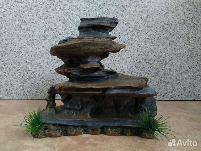 Декорация для аквариума Скала со мхом