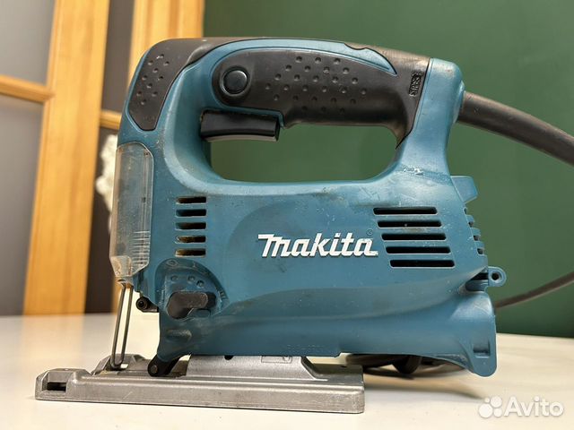 Электролобзик Makita 4329