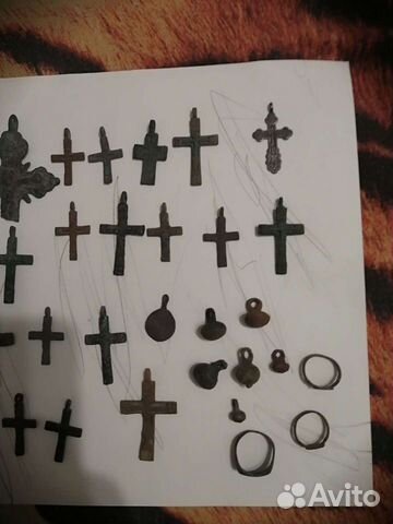 Старинные крестики пуговки гирьки