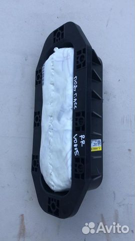 Подушка в торпеду Рендж Ровер Спорт Вог 2013 год