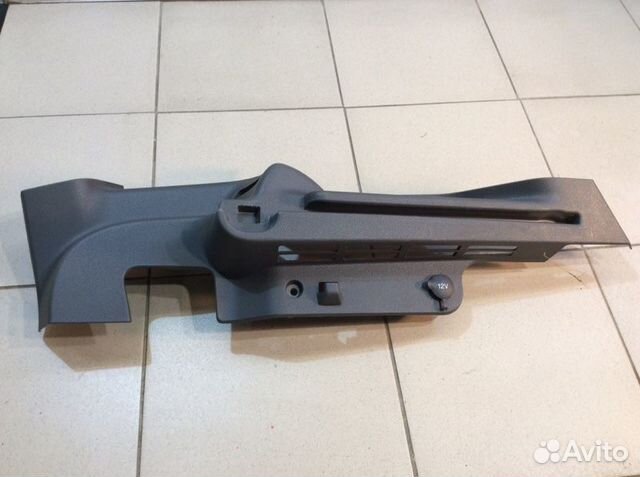 Обшивка багажника правая Ford Kuga 2008-2012