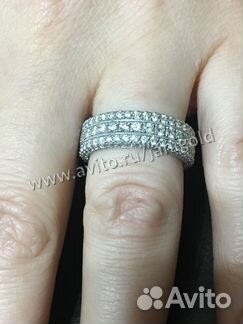 Золотое кольцо с бриллиантами