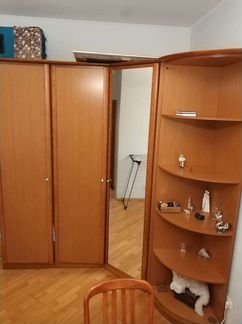 Шкаф угловой