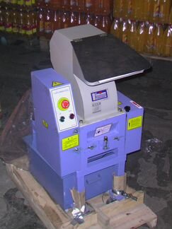 Дробилка для пластика XFS-180 HSS-180B